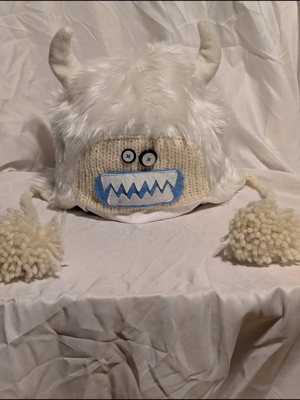 Delux Knitwits Yeti Hat with Pom-Pom Ties